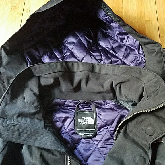 Northface winter jacket - Picture 2 of 6